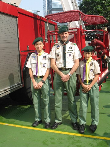 Images/fireman badge 071208 053.jpg